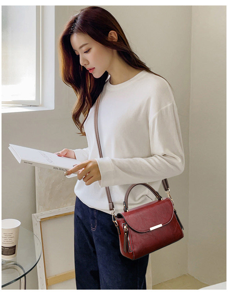 New women's crossbody bag fashion retro shoulder bag simple commuting handbag high-end feeling small square bag
