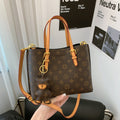 Large capacity Boston bag for women; fashionable handbag with pillow design; new style for 2025.