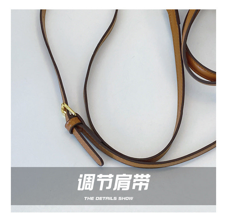 Large capacity Boston bag for women; fashionable handbag with pillow design; new style for 2025.